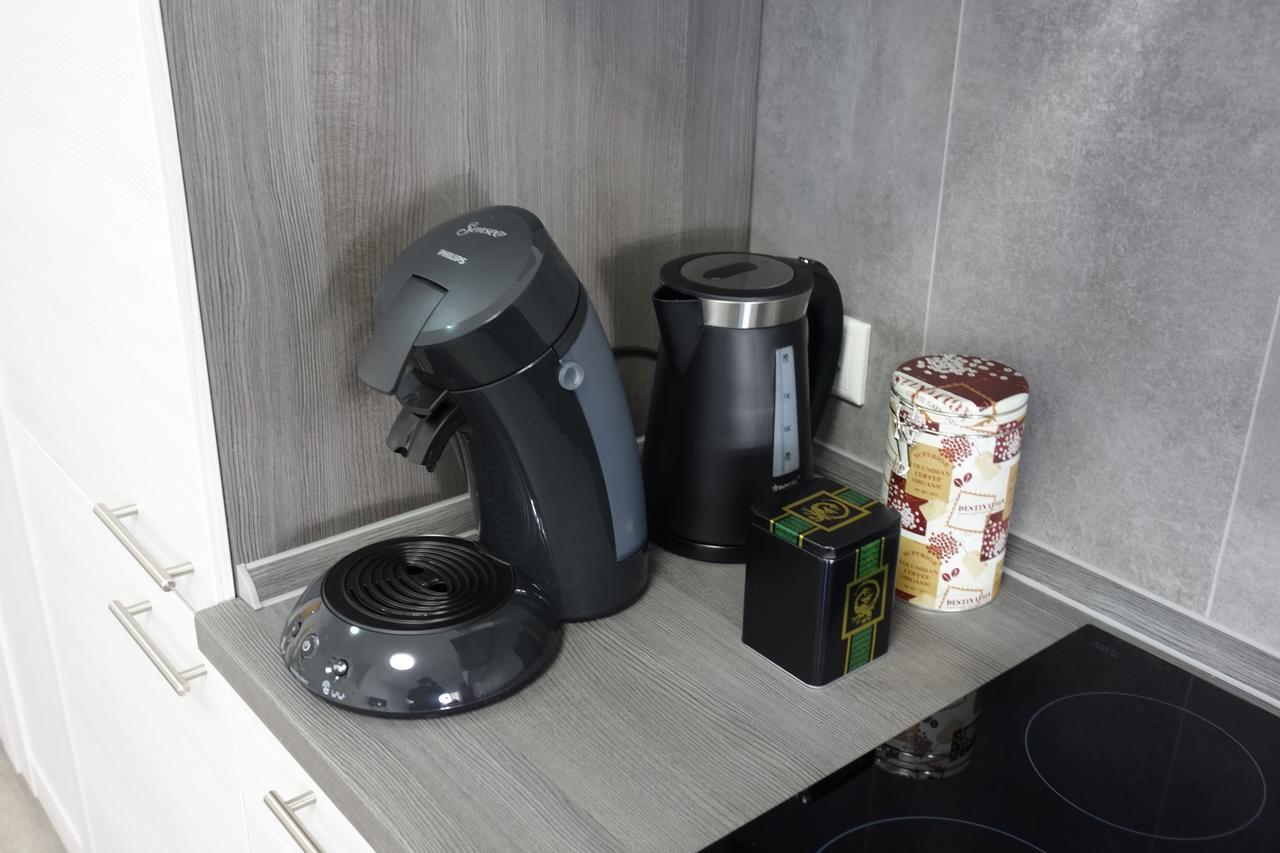 Speedys Gaestehaus Baar  エクステリア 写真