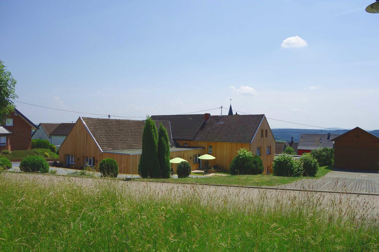 Speedys Gaestehaus Baar  エクステリア 写真